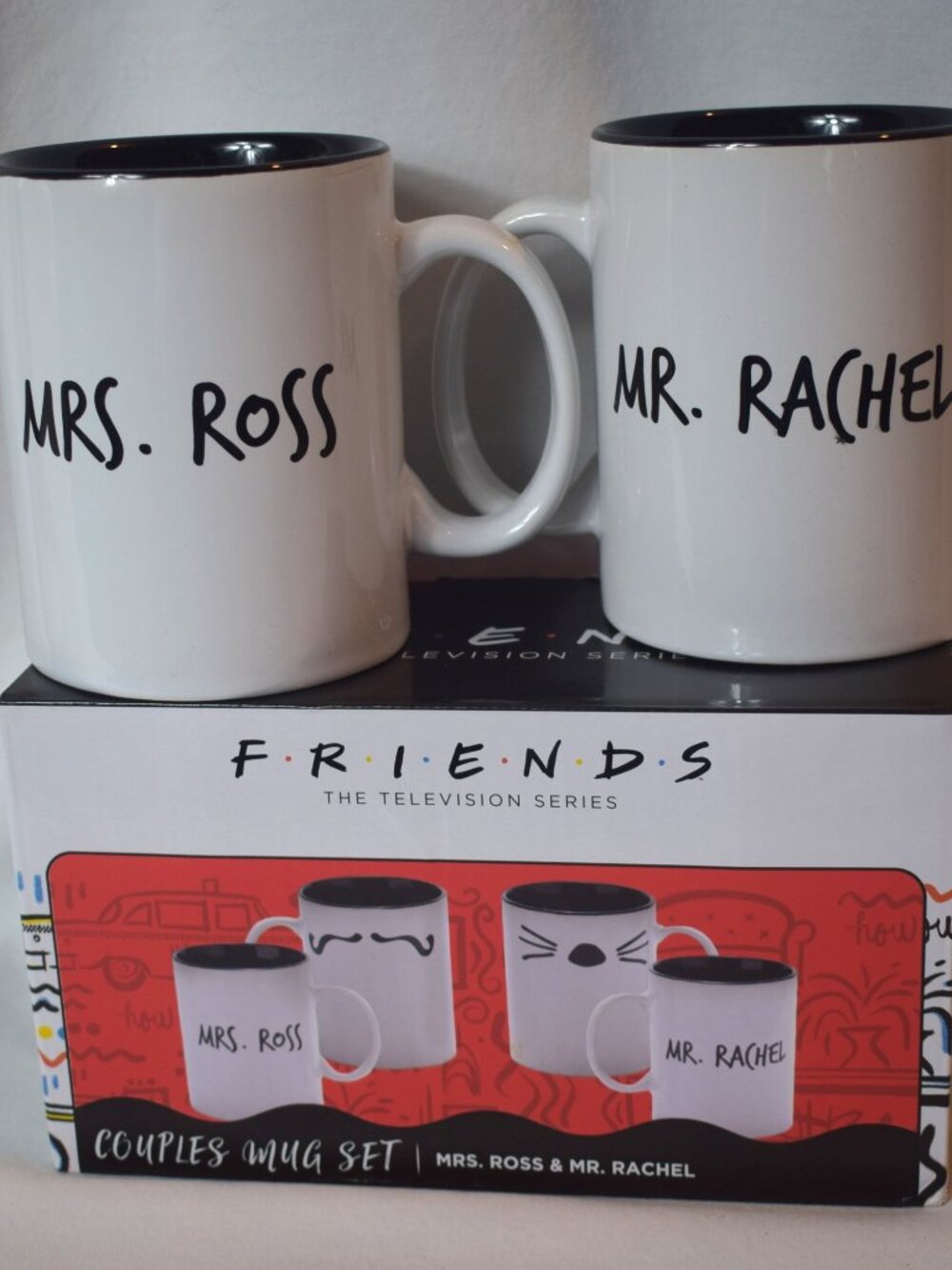 NIB Friends Couples Mug Set Mrs Ross Mr Rachel